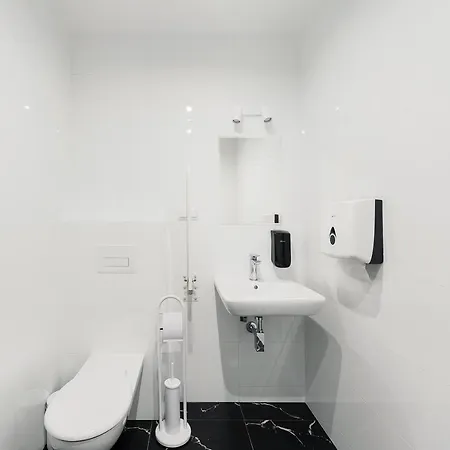 - Kluszkowce Nad Jeziorem Czorsztynskim * Czorsztyn